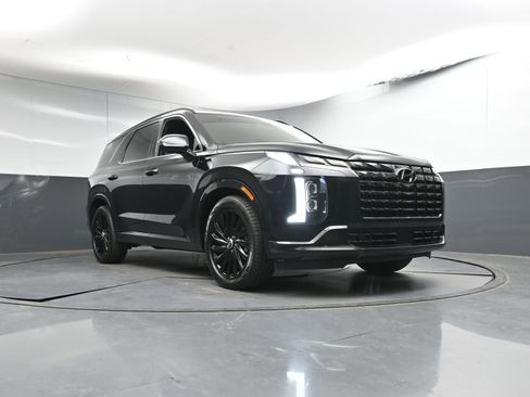 Used 2024 Hyundai Palisade Calligraphy image 31