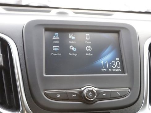 Used 2018 Chevrolet Equinox LS image 21