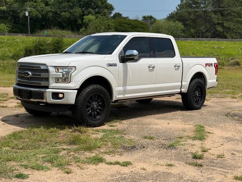 Used 2016 Ford F150 Platinum w/ Equipment Group 701A Luxury AWD/4WD image 1