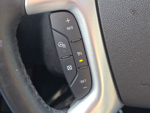 Used 2017 GMC Acadia Limited SLT AWD/4WD image 18