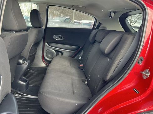 Used 2018 Honda HR-V EX image 17