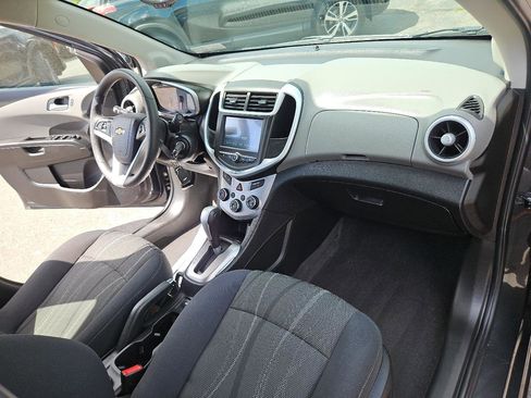 Used 2017 Chevrolet Sonic LT FWD image 16