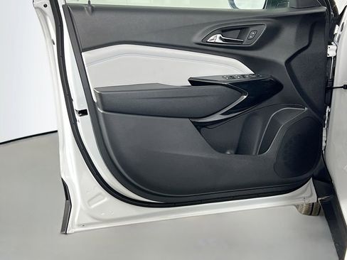 New 2026 Chevrolet Trax LT w/ Driver Confidence Package image 17