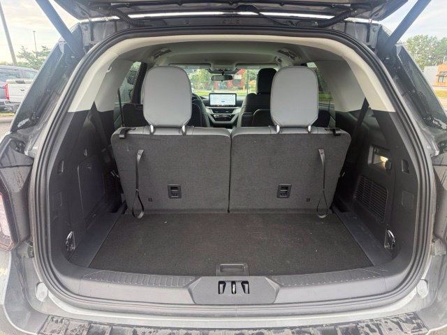 Used 2026 Ford Explorer Active w/ Active Comfort Package RWD image 12