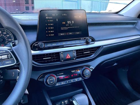 Used 2019 Kia Forte Sedan image 6