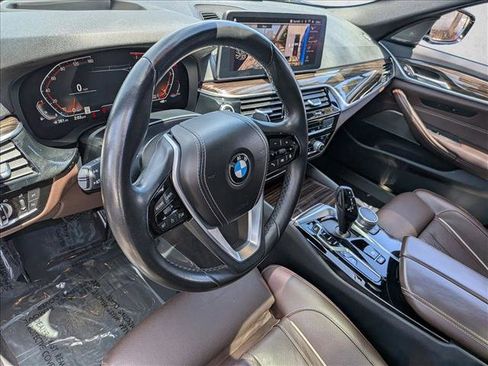 Used 2021 BMW 540i xDrive AWD/4WD image 10
