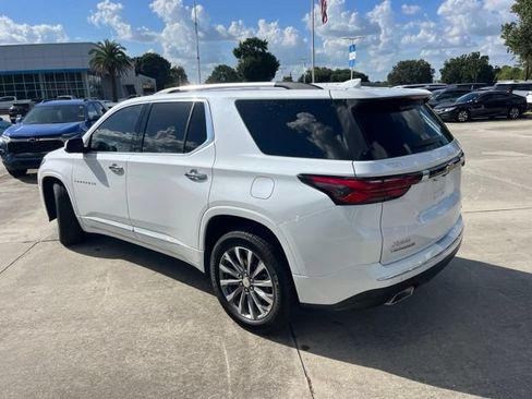 Used 2022 Chevrolet Traverse Premier w/ LPO, Floor Liner Package FWD image 4