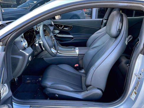 Used 2025 Mercedes-Benz CLE 300 4MATIC Coupe image 7