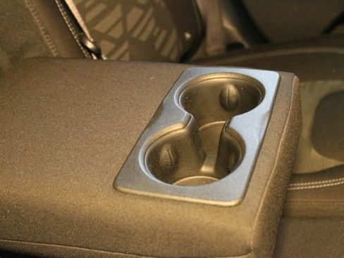 Used 2019 Jeep Cherokee Latitude w/ Cold Weather Group image 15