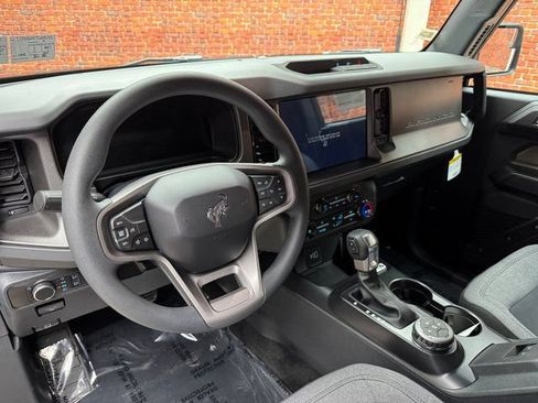 New 2026 Ford Bronco 2-Door AWD/4WD image 12