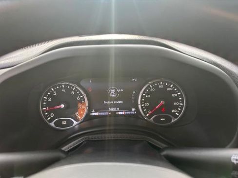 Used 2016 Jeep Renegade Trailhawk image 18