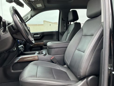 Used 2022 Chevrolet Silverado 1500 RST AWD/4WD image 16