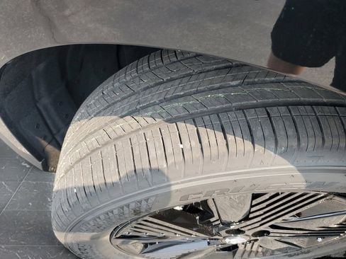 New 2025 Nissan Murano SV image 35