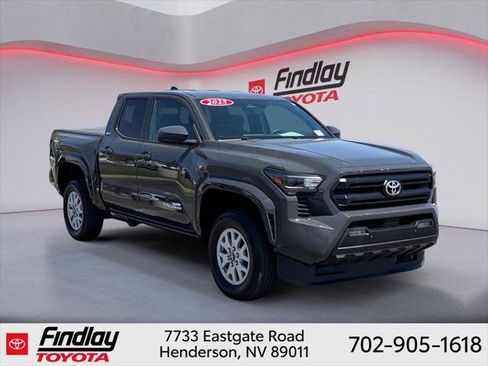 Certified 2025 Toyota Tacoma SR5 AWD/4WD image 4