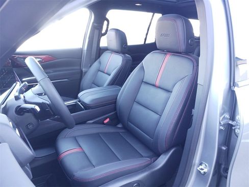 New 2026 Chevrolet Traverse RS image 27