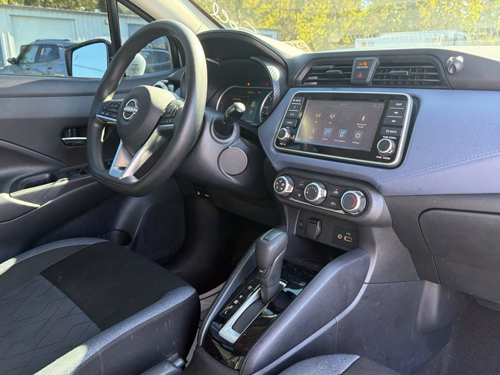 Used 2024 Nissan Versa SV w/ Trunk Package FWD image 17