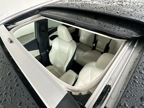 Used 2025 Lexus RX 350 Premium Plus w/ Accessory Package (Z1) image 21