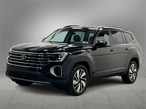 Used 2024 Volkswagen Atlas SE image 1