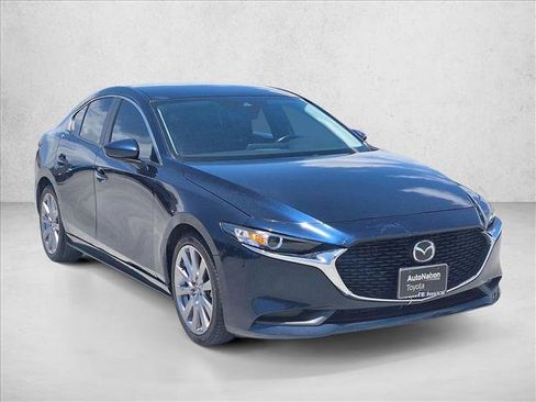 Used 2021 MAZDA MAZDA3 s FWD image 3