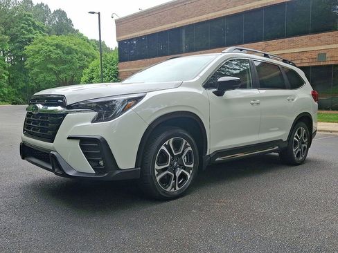 New 2026 Subaru Ascent Limited AWD/4WD image 10