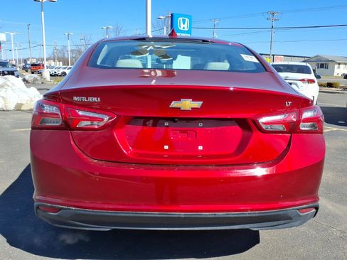 Used 2023 Chevrolet Malibu LT image 11
