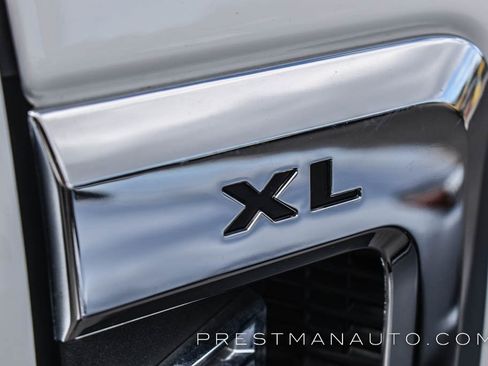 Used 2022 Ford F450 XL w/ Power Equipment Group image 13