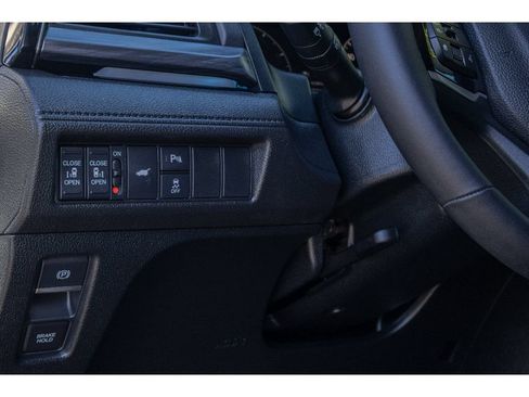 Used 2026 Honda Odyssey Elite image 21