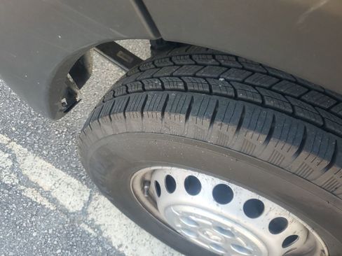 Used 2024 RAM ProMaster 2500 image 6