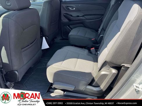 Certified 2023 Chevrolet Traverse LT FWD image 12