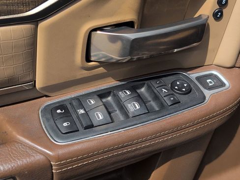 Used 2020 RAM 2500 Limited image 16