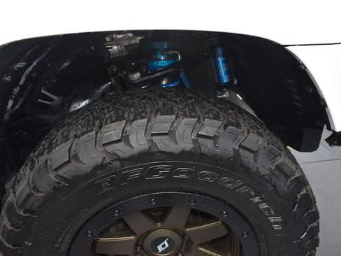 Used 2018 Toyota 4Runner SR5 Premium image 23