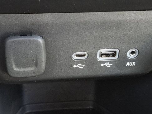 Used 2023 Chevrolet TrailBlazer ACTIV w/ Convenience Package image 7