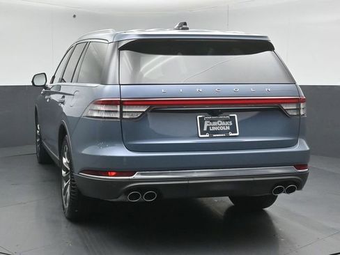 Used 2025 Lincoln Aviator AWD image 6