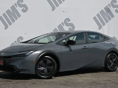 Used 2023 Toyota Prius LE