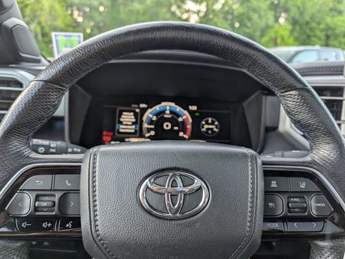 Used 2023 Toyota Tundra Platinum AWD/4WD image 24