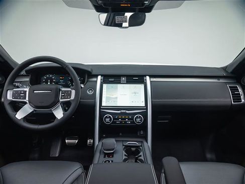 New 2026 Land Rover Discovery Limited Edition AWD/4WD image 19
