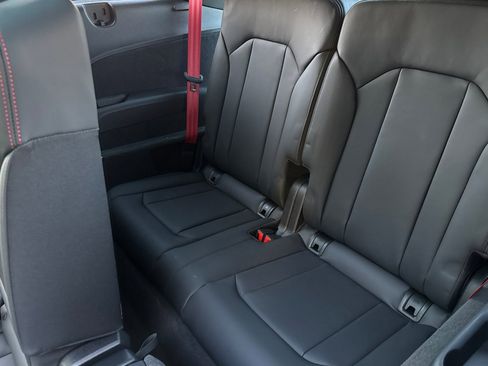 New 2026 Audi Q7 3.0T Prestige image 12