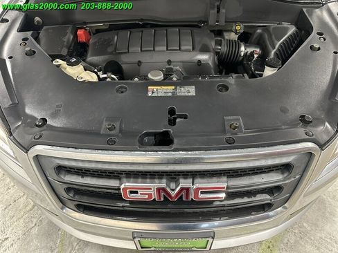 Used 2015 GMC Acadia SLE image 12