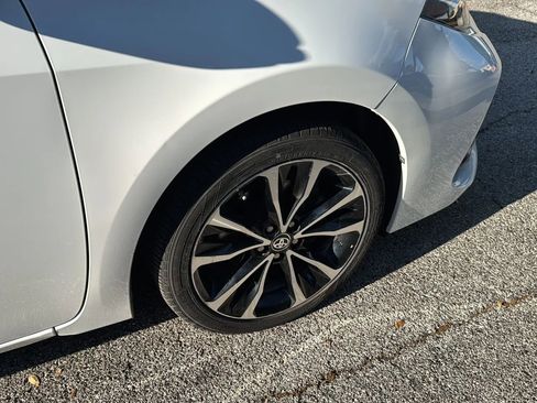 Used 2019 Toyota Corolla SE image 30