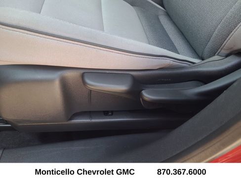 Used 2026 Chevrolet TrailBlazer LT FWD image 13