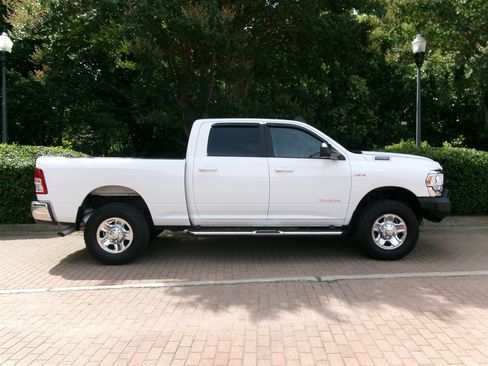 Used 2022 RAM 2500 Big Horn AWD/4WD image 4