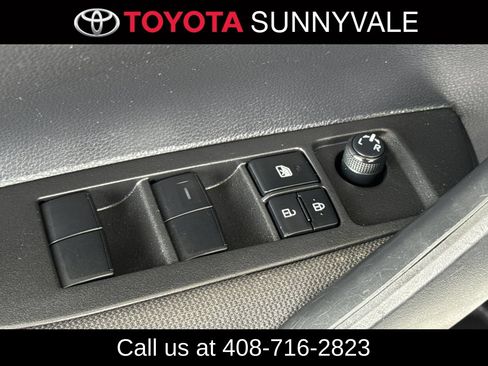Used 2023 Toyota Corolla LE FWD image 17