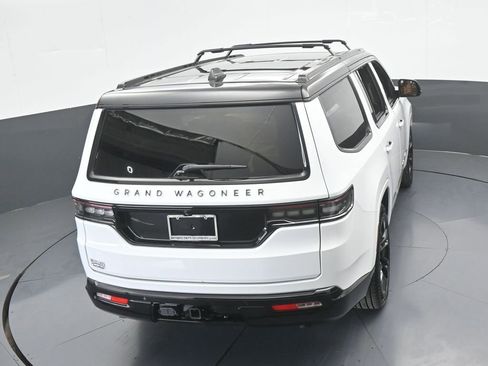 Used 2024 Jeep Grand Wagoneer Series III w/ Quick Order Packagew 28T image 75