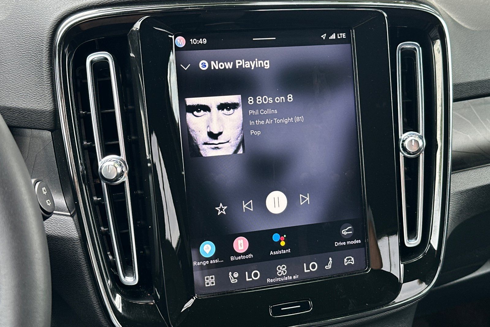 Certified 2024 Volvo XC40 Recharge Core w/ Protection Package Premier AWD/4WD image 20