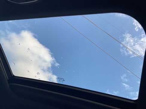 New 2025 Jeep Grand Cherokee Altitude image 35