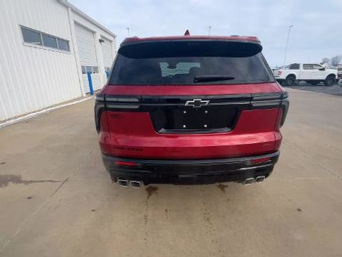 New 2026 Chevrolet Traverse RS w/ LPO, Floor Liner Package image 42