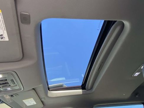 Used 2019 GMC Sierra 1500 SLT w/ SLT Premium Plus Package image 19