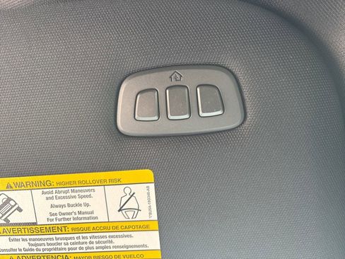 Used 2022 Ford Explorer Limited w/ Equipment Group 301A image 29