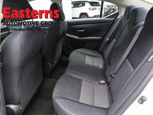 Used 2022 Nissan Sentra SV FWD image 21