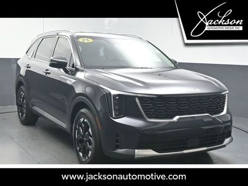 Used 2025 Kia Sorento S FWD image 1
